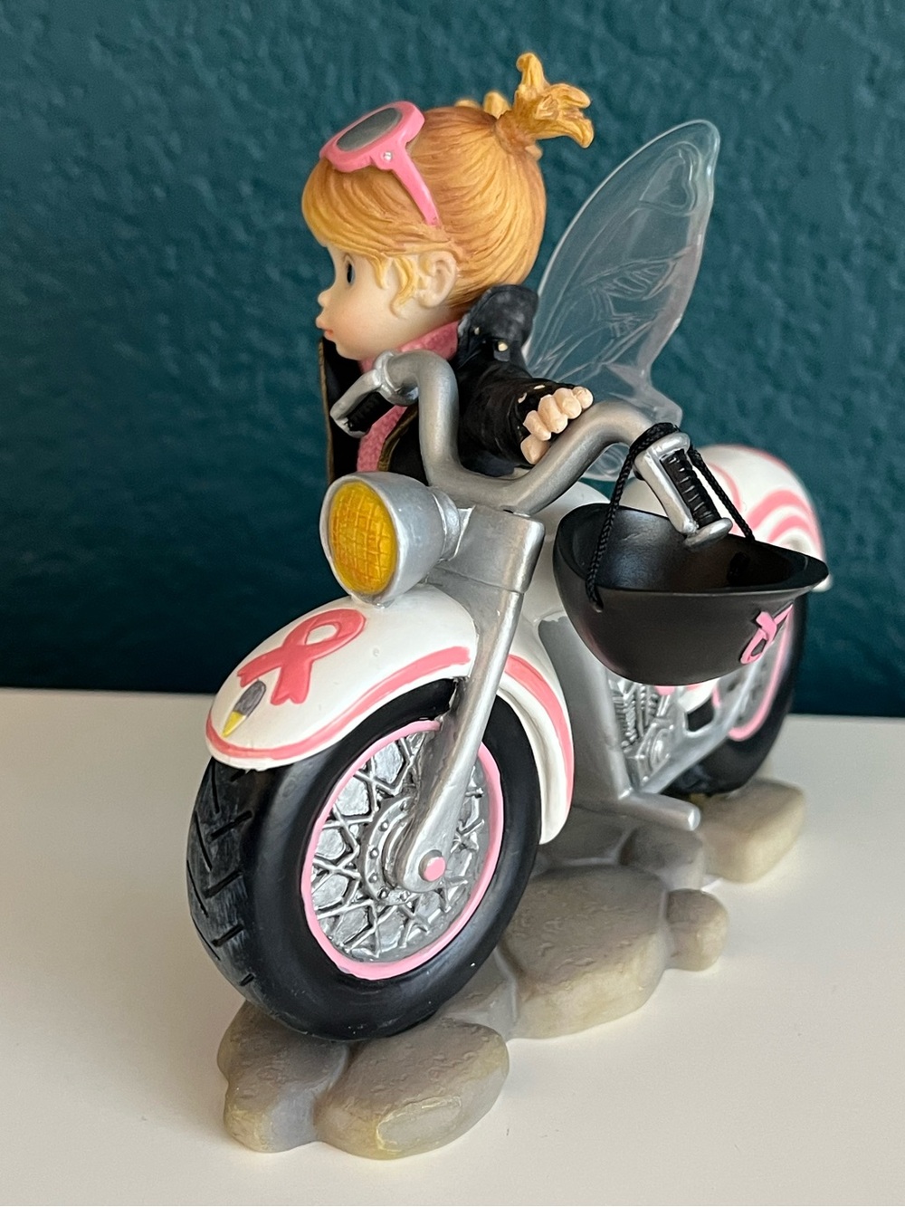 Enesco My Little Kitchen Fairies: Hope on Wheels Breast Cancer Awareness Figure - Picture 4 of 8